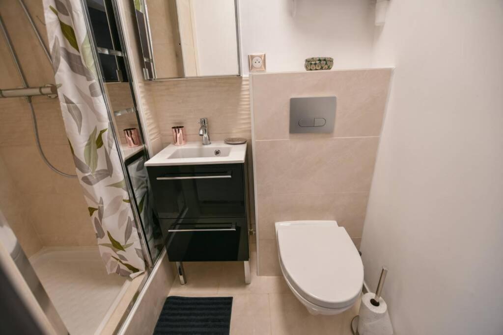 Instant Fleury, Studio Cosy Avec Jardin Secret Barbizon Exterior photo
